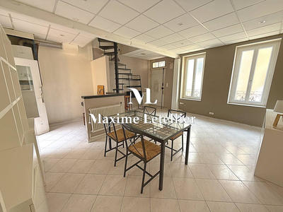 Maison traditionnelle - 68 m² - 3 pièces