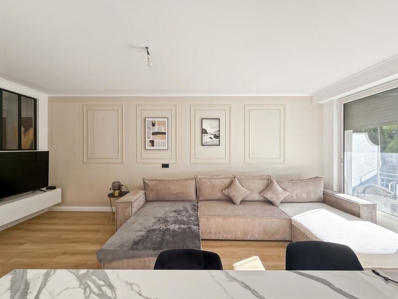 Appartement - 85 m² - 3 pièces