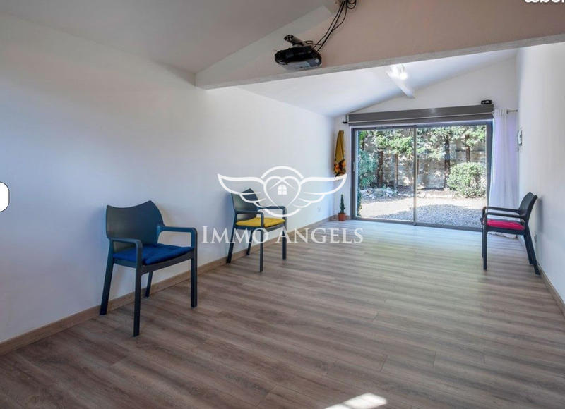 Maison - 175 m² - 7 pièces