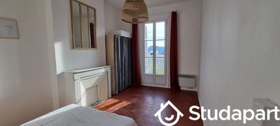 Chambre - 11 m² - 1 pièce