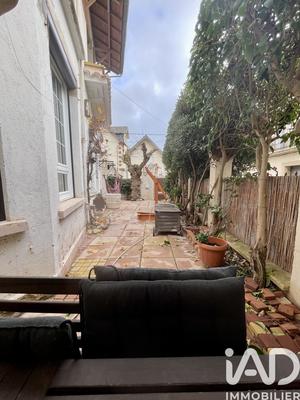 Maison - 195 m² - 5 pièces