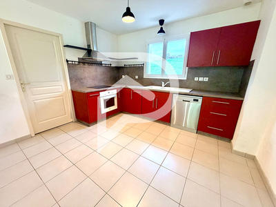 Maison - 106 m² - 4 pièces