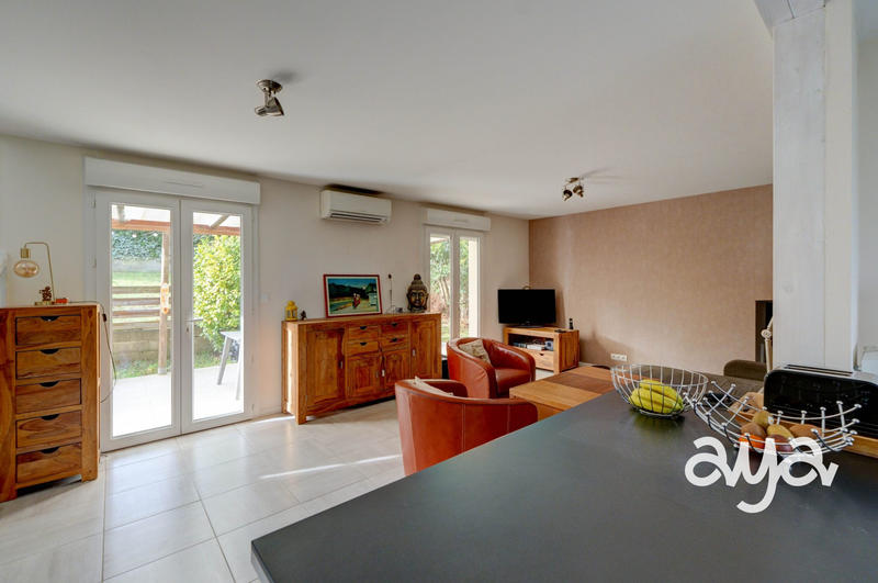 Maison - 121 m² - 6 pièces