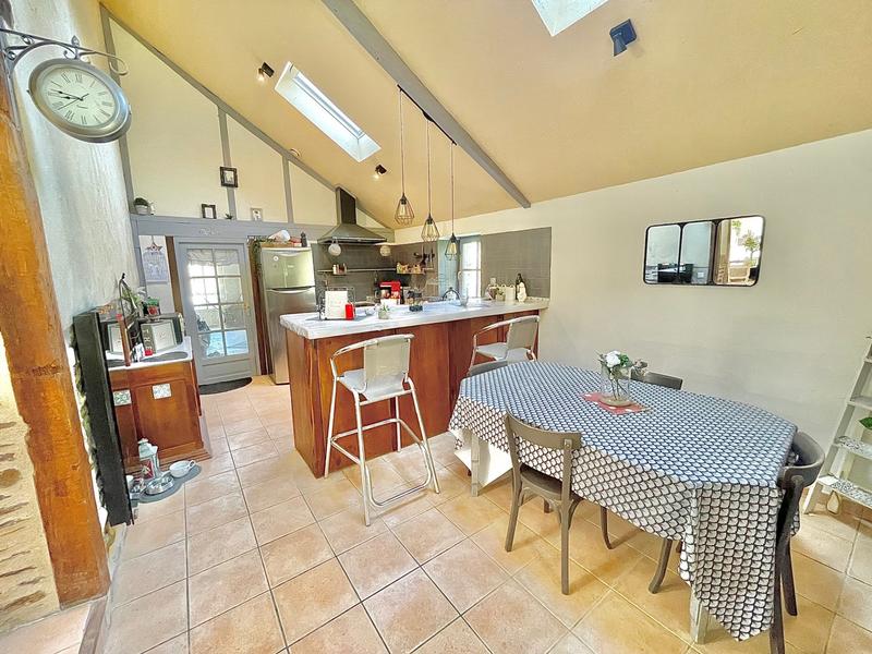 Maison ancienne - 137 m² - 6 pièces