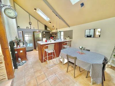 Maison ancienne - 137 m² - 6 pièces