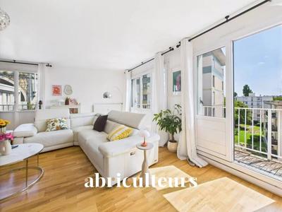 Appartement - 80 m² - 3 pièces