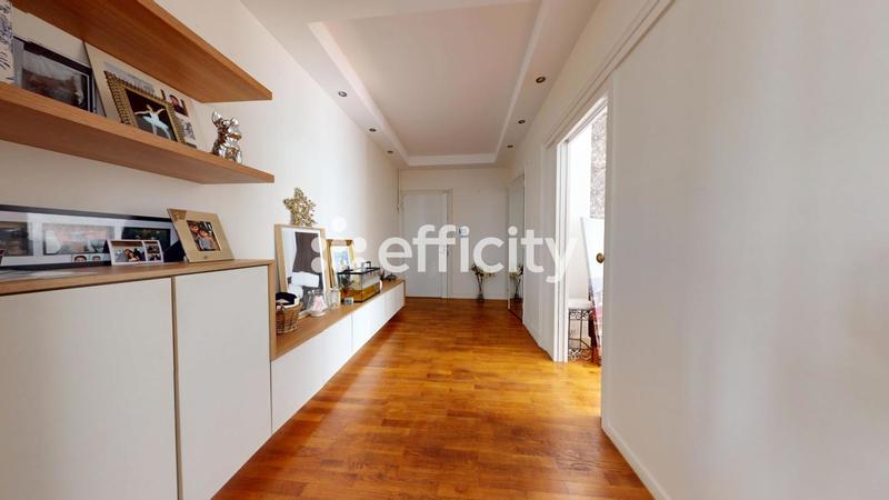 Appartement - 97 m² - 4 pièces