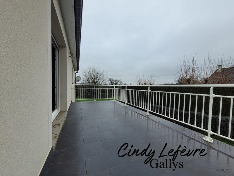 Maison - 94 m² - 5 pièces