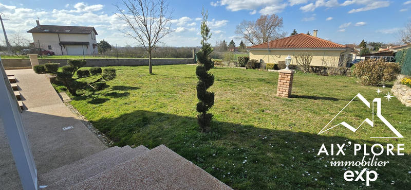 Maison - 228 m² - 7 pièces