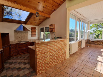 Appartement - 140 m² - 7 pièces