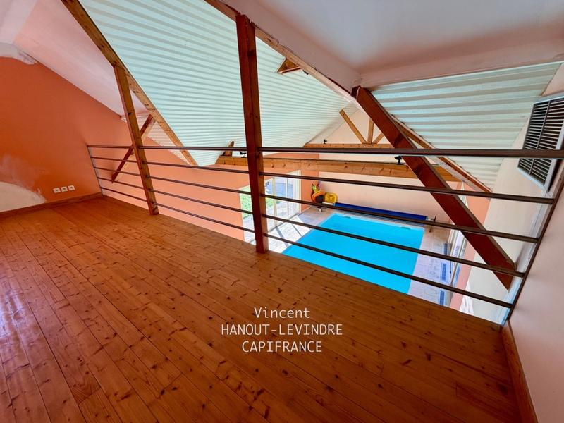 Maison - 264 m² - 10 pièces