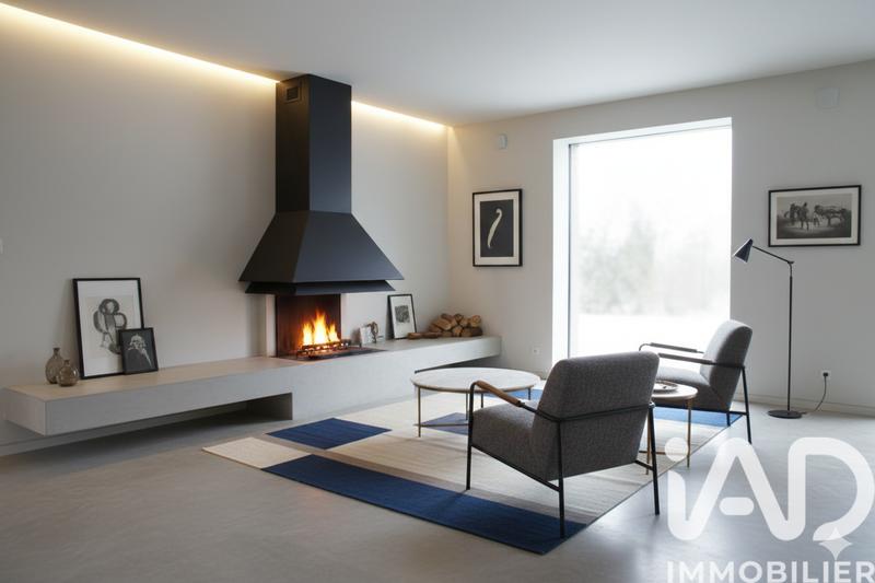 Maison - 185 m² - 8 pièces