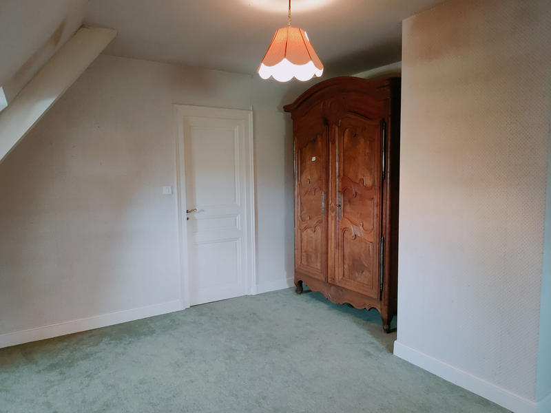 Maison - 279 m² - 8 pièces