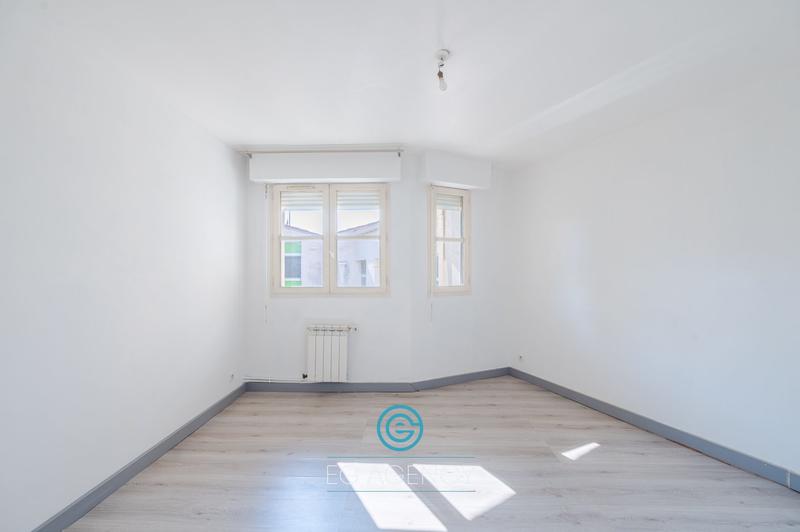 Appartement - 115 m² - 4 pièces