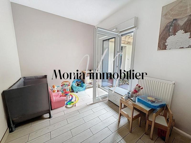 Appartement - 80 m² - 3 pièces