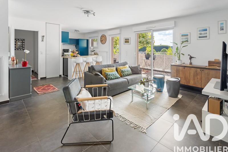 Appartement - 90 m² - 4 pièces