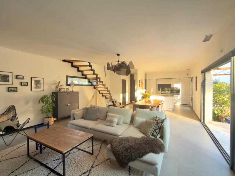 Maison - 130 m² - 5 pièces