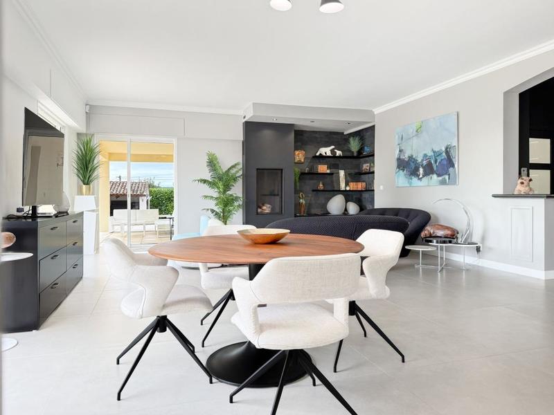 Maison - 192 m² - 4 pièces