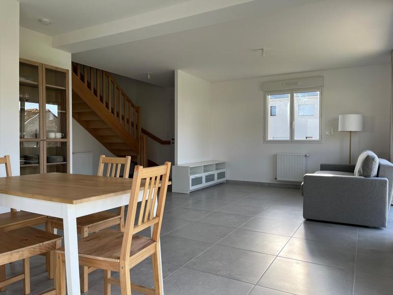 Maison - 102 m² - 4 pièces