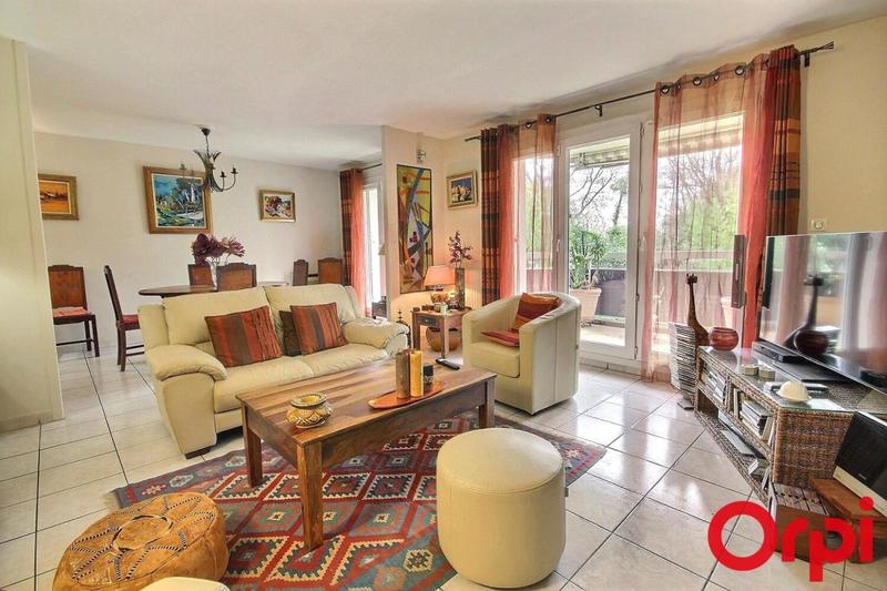 Appartement - 80 m² - 3 pièces