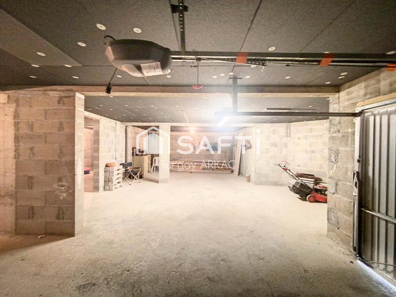 Maison - 142 m² - 7 pièces