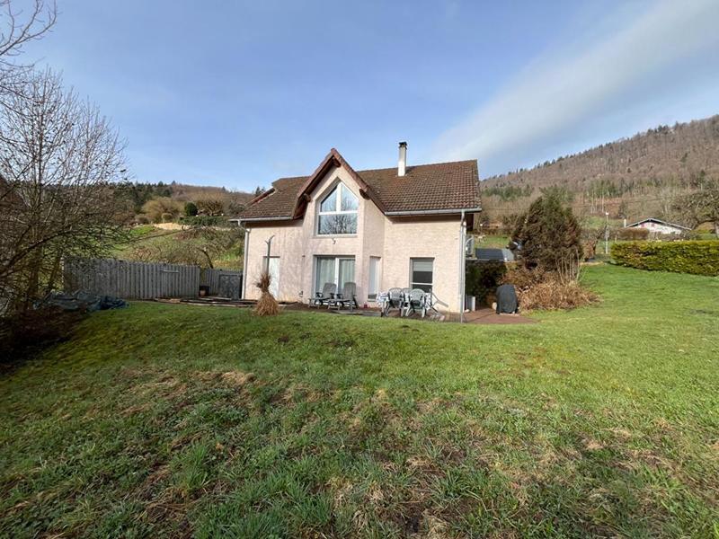 Maison - 138 m² - 7 pièces