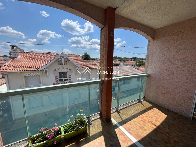 Appartement - 64 m² - 2 pièces