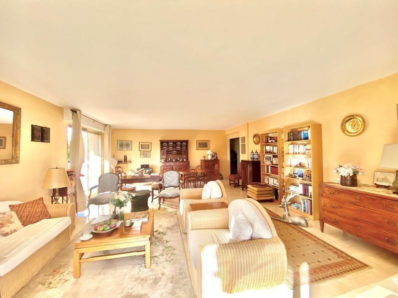 Appartement - 115 m² - 3 pièces