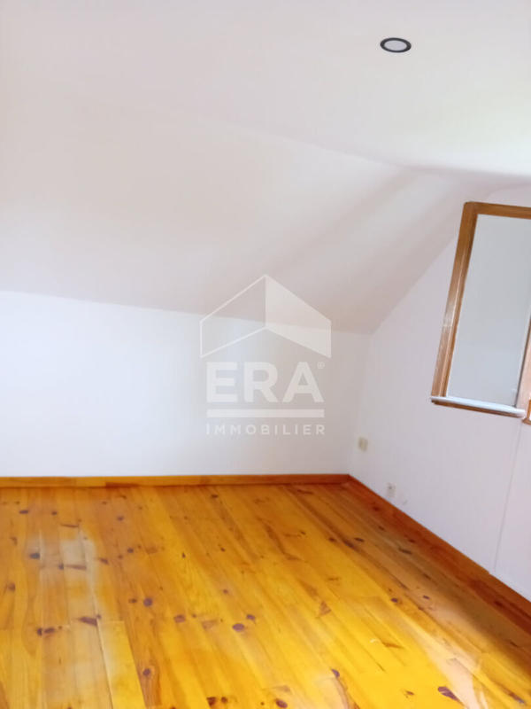 Maison - 81 m² - 5 pièces