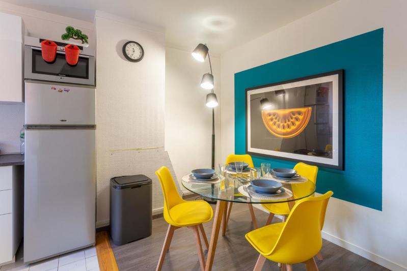 Chambre - 12 m² - 1 pièce