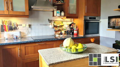 Maison - 122 m² - 6 pièces