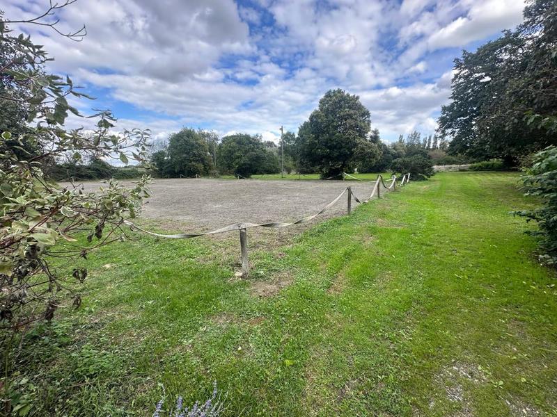 Maison - 200 m² - 7 pièces