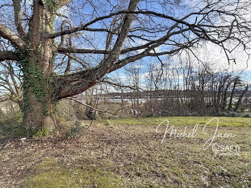 Maison - 253 m² - 5 pièces