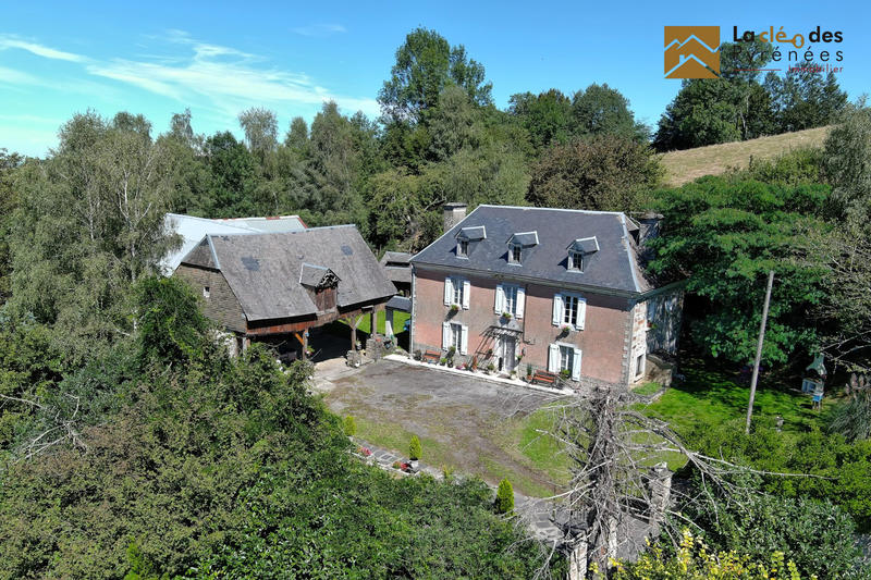 Maison ancienne - 152 m² - 6 pièces