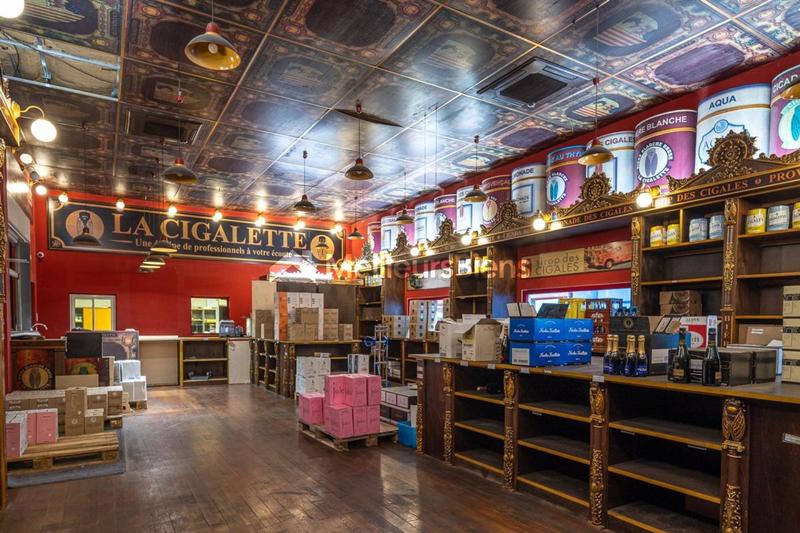 Local d'activité / Entrepôt - 2 900 m²