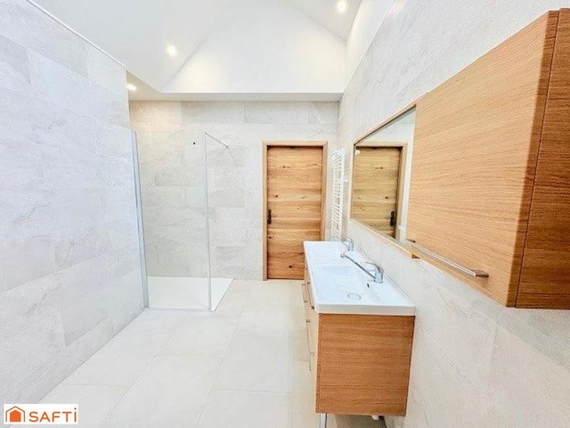 Maison - 102 m² - 5 pièces