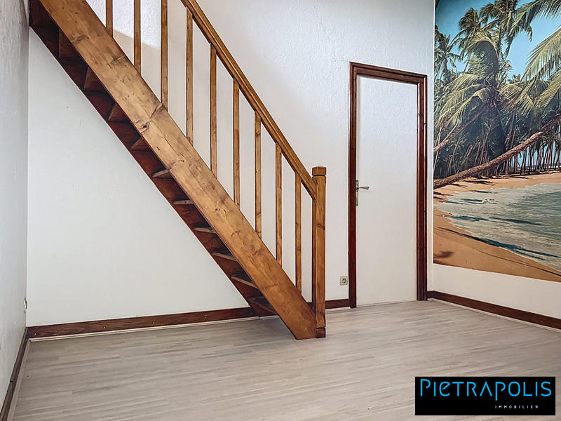 Appartement - 85 m² - 4 pièces