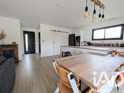 Maison - 101 m² - 4 pièces