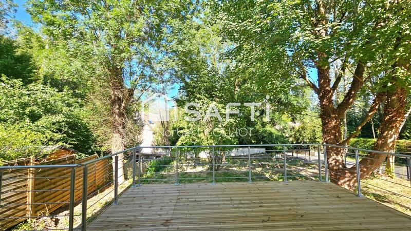 Maison - 192 m² - 7 pièces