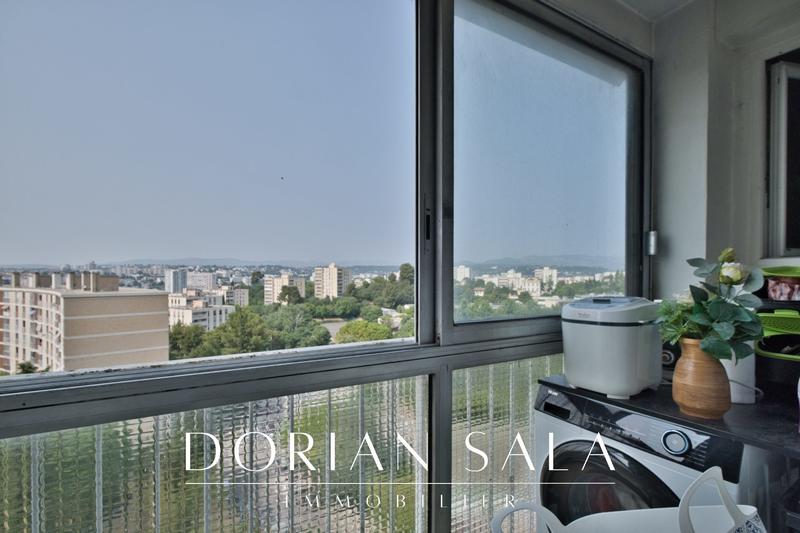 Appartement - 83 m² - 4 pièces