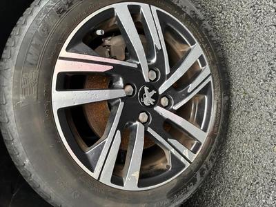 Peugeot 208 1.2i PureTech 12v s&amp;S - 100 II 2019 Berline Allure Phase 1