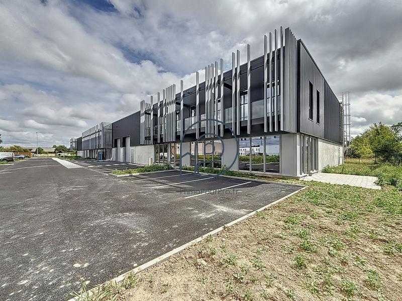 Local d'activités - 680 m²