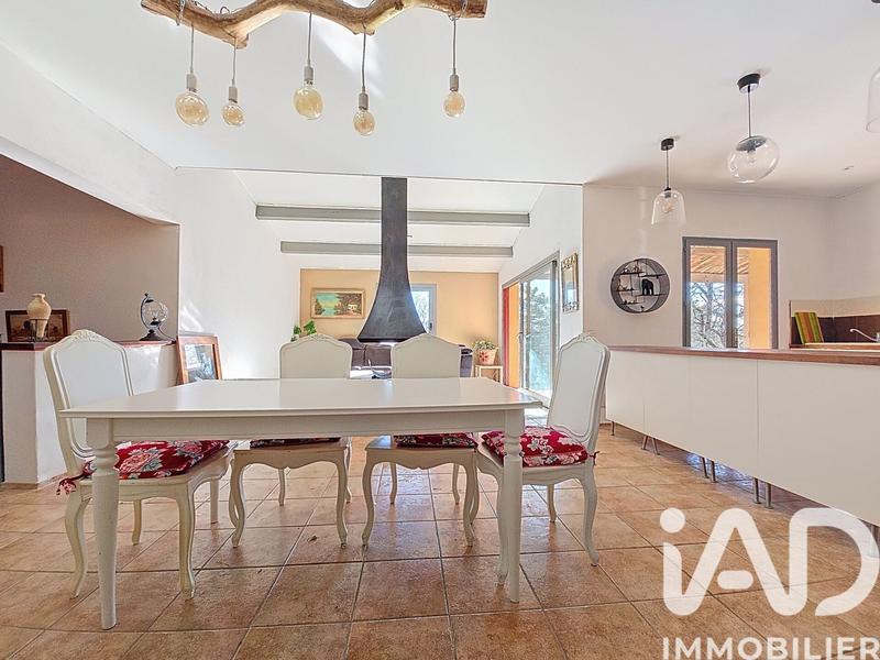 Maison - 158 m² - 6 pièces