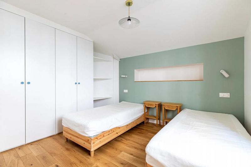 Appartement - 179 m² - 7 pièces