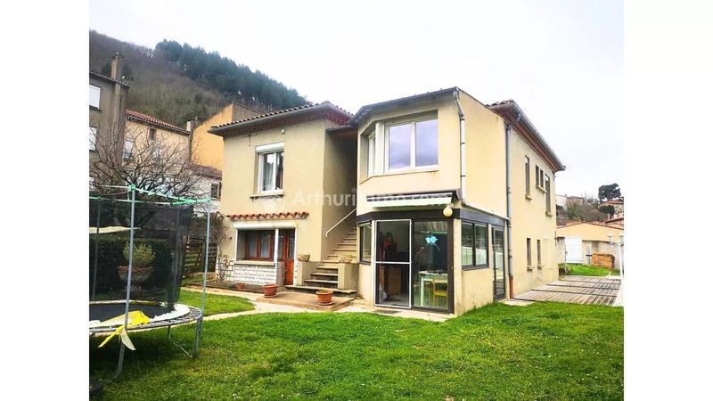 Maison - 159 m² - 6 pièces