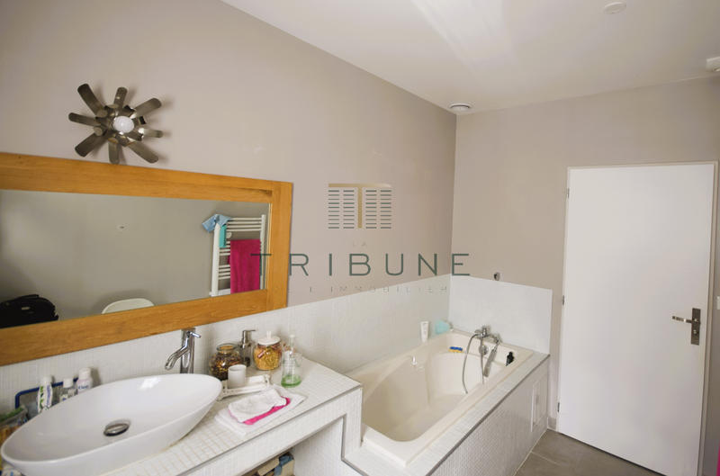 Maison - 160 m² - 5 pièces