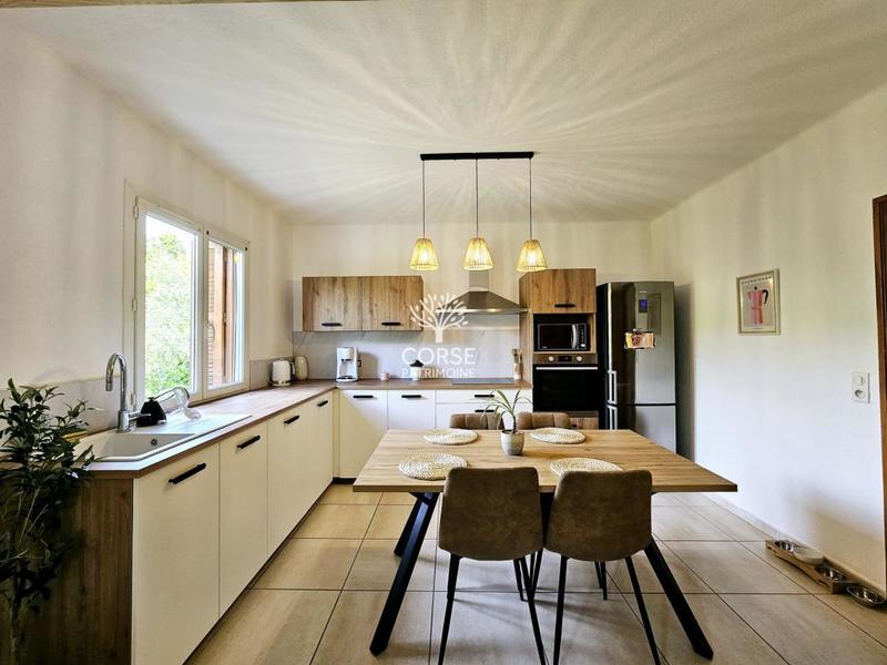 Maison - 80 m² - 3 pièces