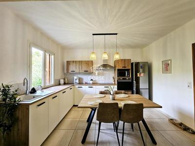 Maison - 80 m² - 3 pièces