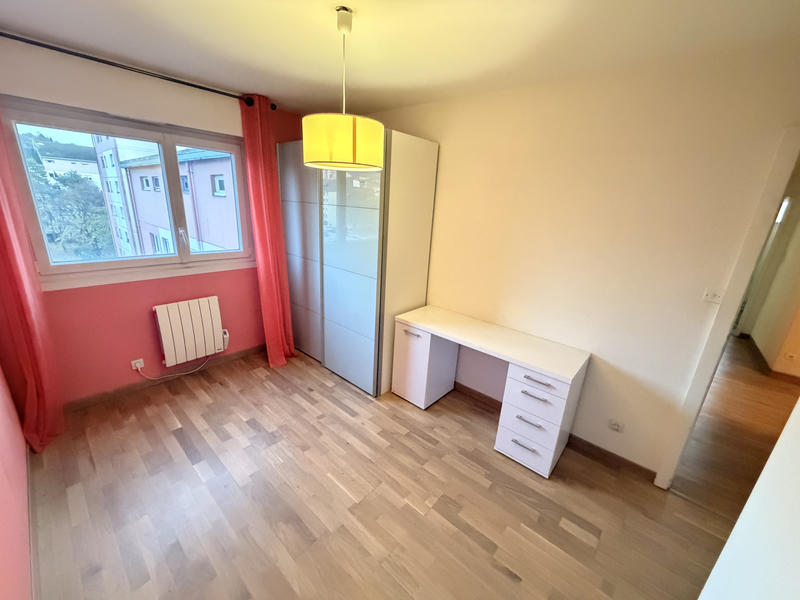 Appartement - 84 m² - 4 pièces