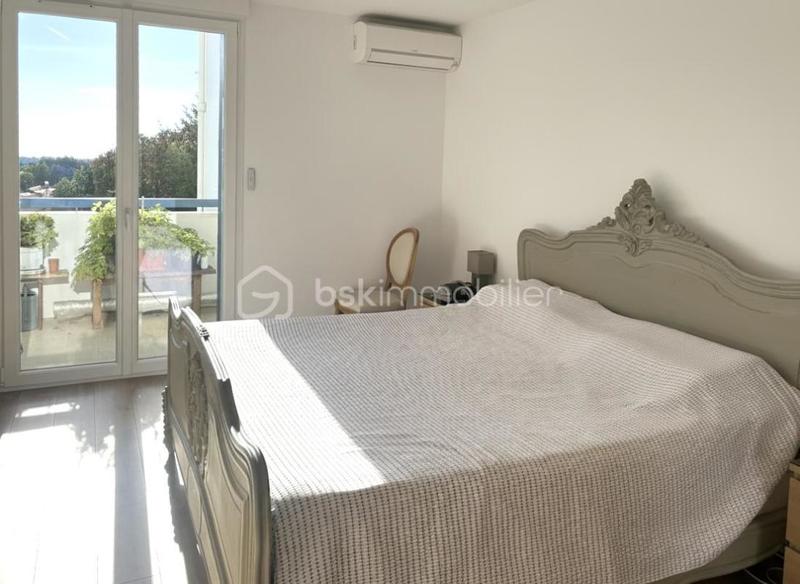 Appartement - 83 m² - 3 pièces